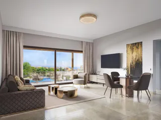 Dionysus Greens в Афродита Хиллз