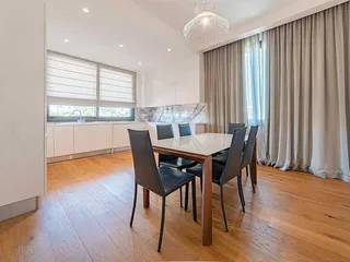 Columbia House в городе Лимассоле