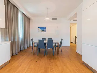 Columbia House в городе Лимассоле