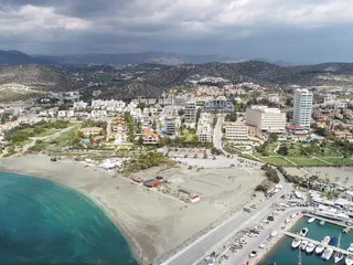 Capri House в Пареклисии