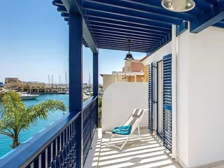 Limassol Marina в городе Лимассоле