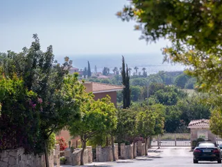 VENUS GARDENS в Хлораке