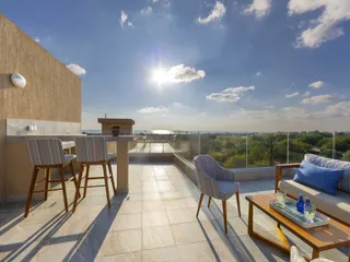 VALLEY в Пафосе