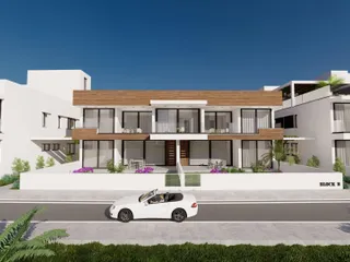 Plus 57 в Ливадии