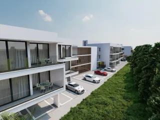 Plus 57 в Ливадии