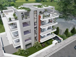 PLUS 64 в городе Ларнаке