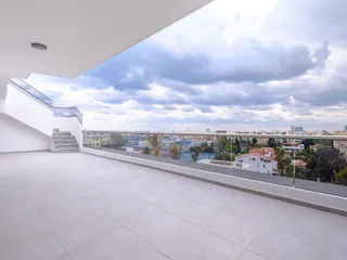 Zenon Stadium в городе Ларнаке