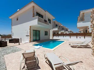 Ayia Marina в Авгоре