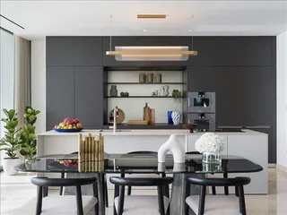 Ritz-Carlton Residences в Мутайяке