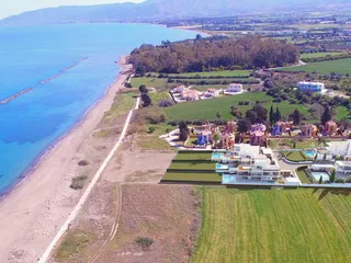 Calma Beachfront в Полисе