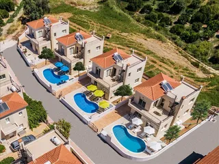 Greenvalley Villa в Полисе