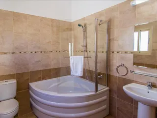 Greenvalley Villa в Полисе