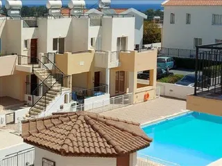 Akamas Gardens в Полисе