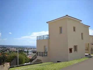 Rizza Gardens в Пейе