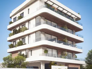 Veniz в городе Лимассоле