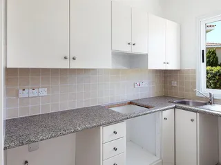 Polis Gardens в Полисе