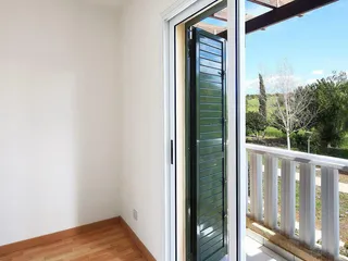 Polis Gardens в Полисе