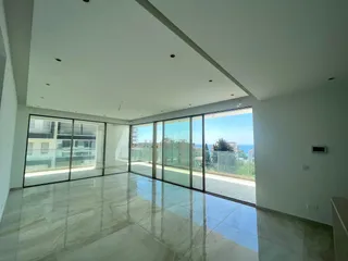 DiOne в городе Лимассоле