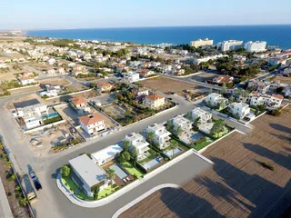 Golden Bay Deluxe Villas(№2) в городе Ларнаке