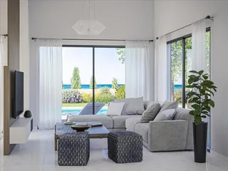 Pomos Beach Sea-View Villa в Помосе