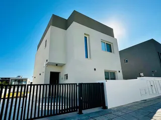 Eastern Pearl 3 в Пареклисии