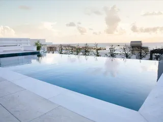 Aldo 8 в Хлораке