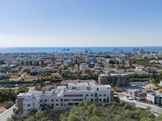 Iris Gardens в Гермасойе