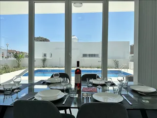 Sophia Gardens в Пиле