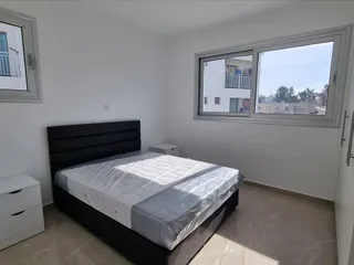 Joni Villas в Гробнице Королей