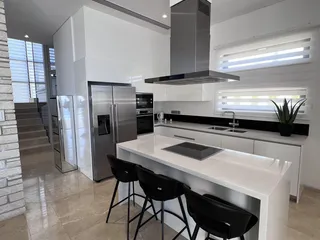 Sea Caves Villas в городе Пафос