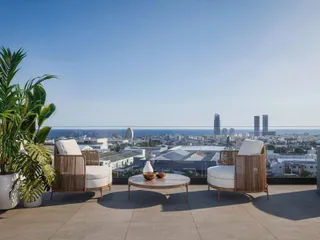 Lennox в Агиос Афанасиосе