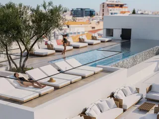 The Collection в городе Лимассоле