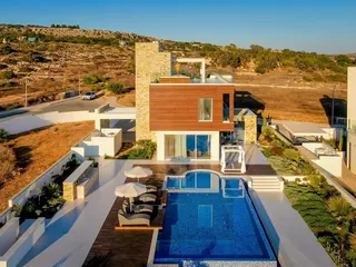 Love Bridge Villas в Айя-Напе