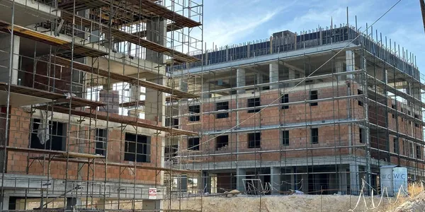 Lake View Residence в Пано Полемидии