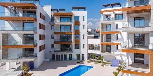 Columbia House в городе Лимассоле