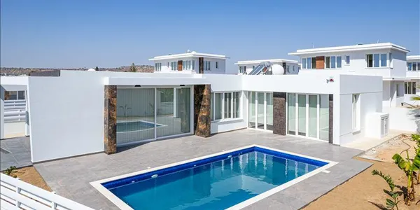 Sophia Gardens в Пиле