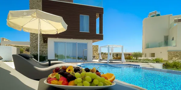 Love Bridge Villas в Айя-Напе