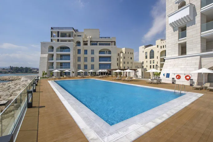 Limassol Marina в городе Лимассоле