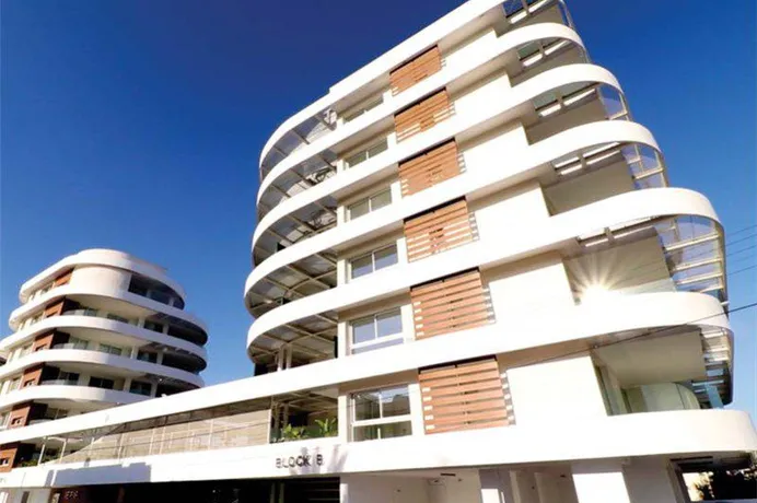 PLUS 06 The Pearl в городе Ларнаке