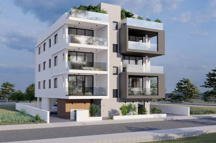 Plus 65 в городе Ларнаке