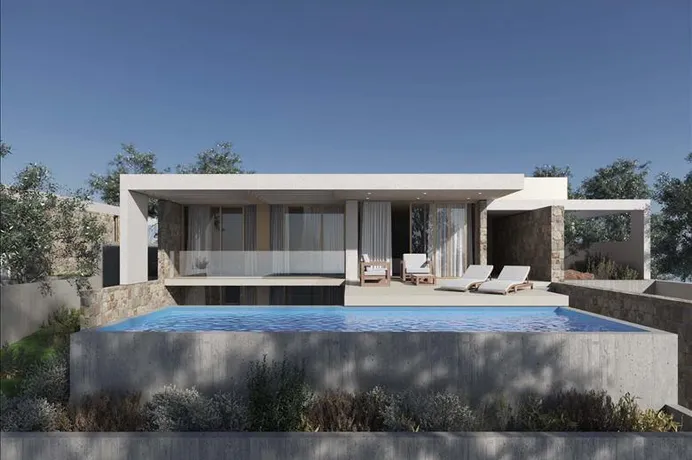 Grato на пляже Морские Пещеры