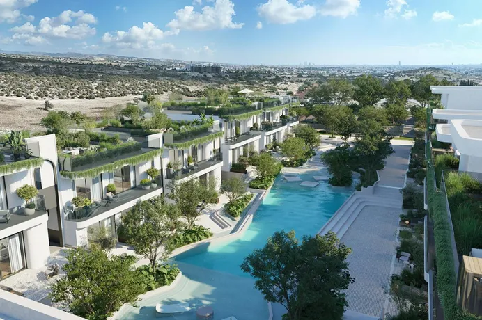 Sunrise в Като Полемидии