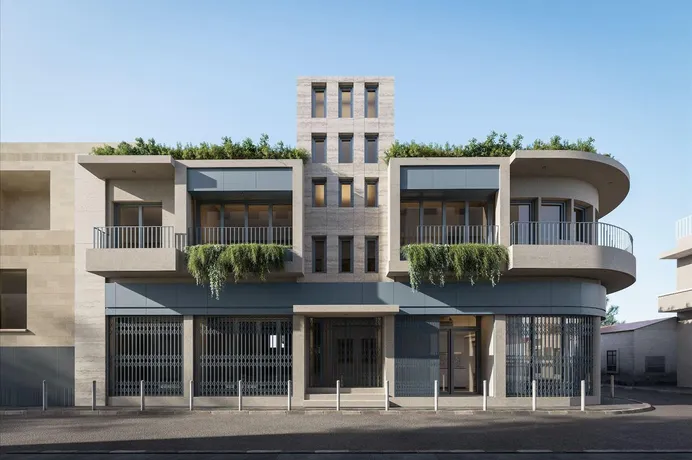 Hugo в городе Лимассоле