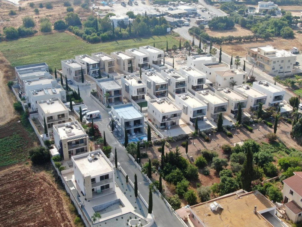 Комплекс вилл с живописными видами рядом с пляжем и центром Пафоса, Хлорака, Кипр