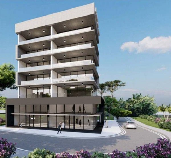 Новая резиденция с магазинами и офисами в 500 метрах от пляжа, в центре Ларнаки, Кипр Новая резиденция с магазинами и офисами в 500 метрах от пляжа, в центре Ларнаки, Кипр