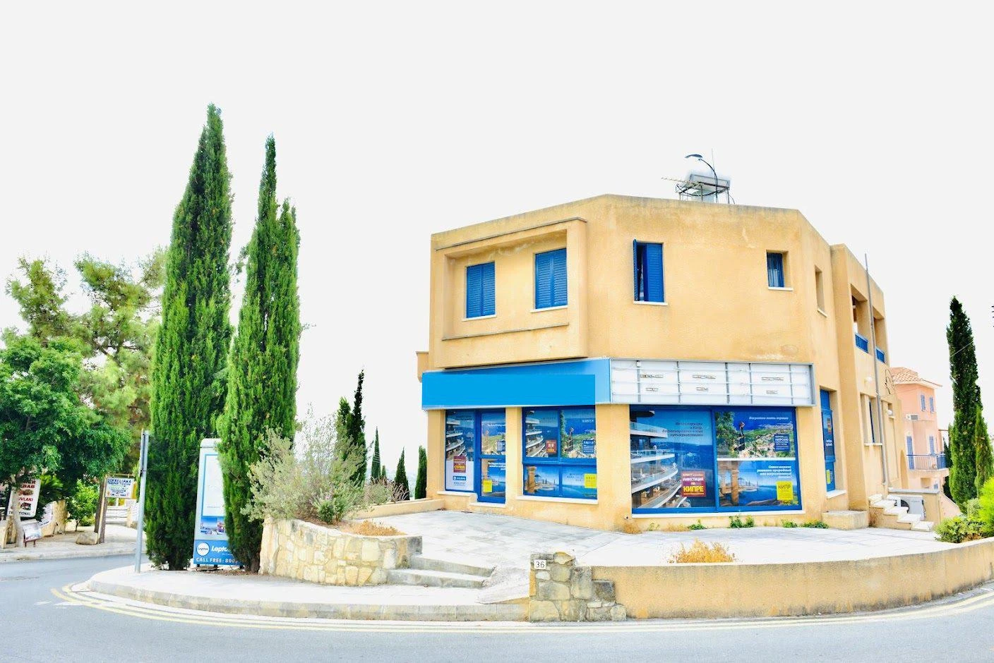 Резиденция с панорамным видом рядом с полем для гольфа, Тала, Пафос, Кипр