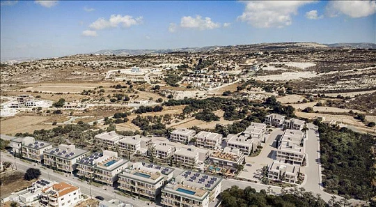 Новая резиденция с бассейном недалеко от пляжа и центра Пафоса, Героскипу, Кипр