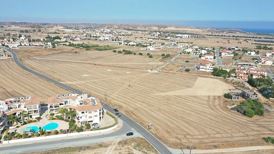 Современный курортный комплекс с бассейном, спа-центром, зонами отдыха, Пила, Ларнака, Кипр