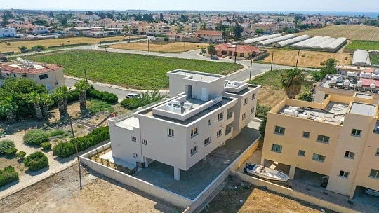 Апартаменты в спокойном и живописном посёлке Перволия, в нескольких километрах от города Ларнака, Кипр