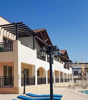Новая резиденция с бассейном, Ларнака, Кипр